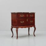 1153 2280 CHEST OF DRAWERS